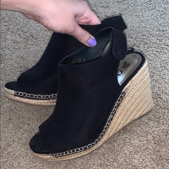 Women’s Black Wedges Size 6 (or 7) - Picture 2 of 6